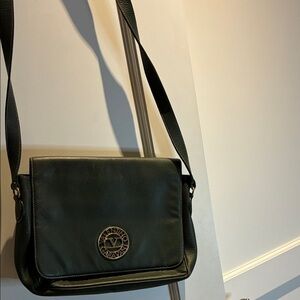 Valentino Garavani messenger bag👝